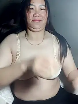 bongtuyet11 online show from February 5, 1:07 pm