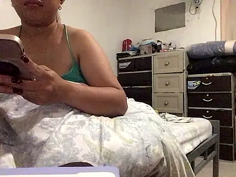 lady candy85 online show from February 9, 9:29 am