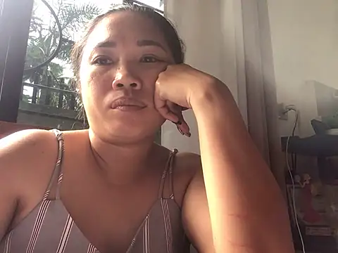 lady candy85 online show from April 1, 1:08 am