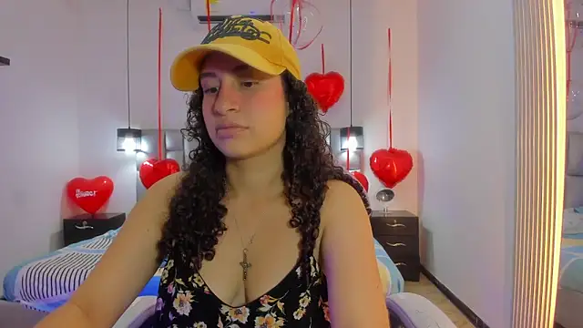 Snapshot of NoaMalak7 chatting on February 15, 7:46 pm NoaMalak7 online show from February 15, 7:46 pm