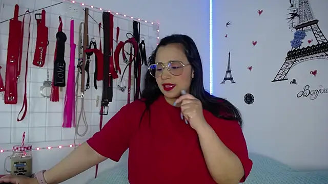 shannon queen- online show from March 26, 4:44 am