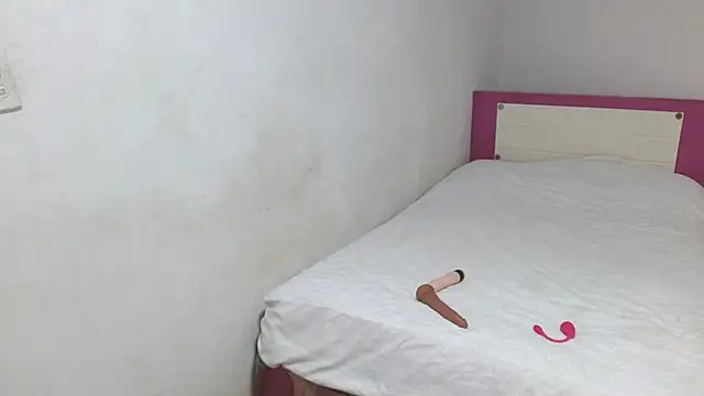 HELETRAS online show from February 24, 10:05 am