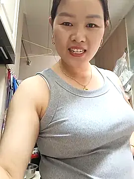 Jennie dogy online show from April 6, 2:40 am