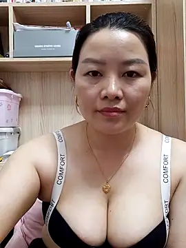 Jennie dogy online show from June 17, 3:06 am