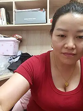 Snapshot of Jennie_dogy chatting on June 3, 1:56 pm Jennie dogy online show from June 3, 1:56 pm