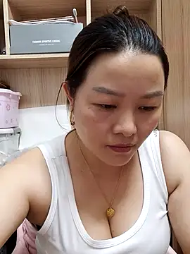 Jennie dogy online show from June 18, 1:16 pm