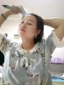 Jennie dogy online show from April 10, 1:18 pm