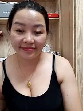 Snapshot of Jennie_dogy chatting on June 7, 2:22 pm Jennie dogy online show from June 7, 2:22 pm