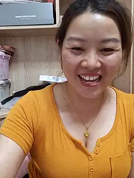Snapshot of Jennie_dogy chatting on May 24, 1:33 pm Jennie dogy online show from May 24, 1:33 pm