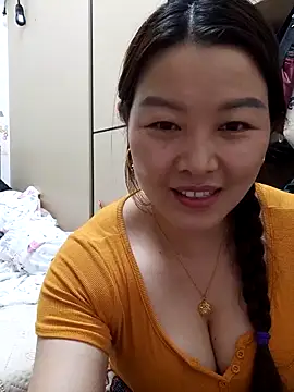 Snapshot of Jennie_dogy chatting on May 10, 2:52 pm Jennie dogy online show from May 10, 2:52 pm