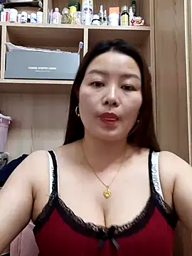 Snapshot of Jennie_dogy chatting on June 15, 4:23 am Jennie dogy online show from June 15, 4:23 am