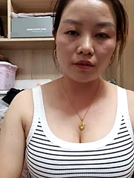 Jennie dogy online show from June 26, 1:06 pm
