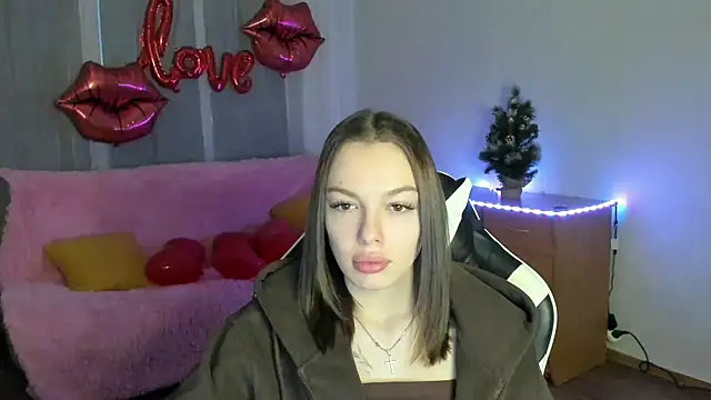 CandyGyrl online show from February 13, 1:05 am