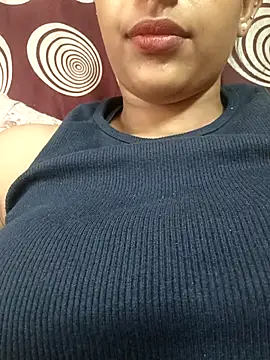 Snapshot of komalsharma99 chatting on April 30, 8:54 am komalsharma99 online show from April 30, 8:54 am