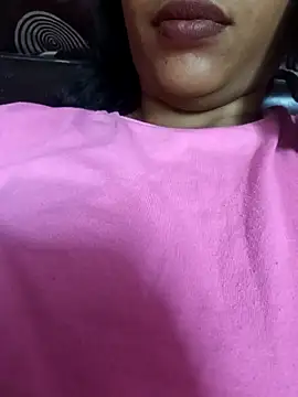 Snapshot of komalsharma99 chatting on May 25, 6:50 pm komalsharma99 online show from May 25, 6:50 pm