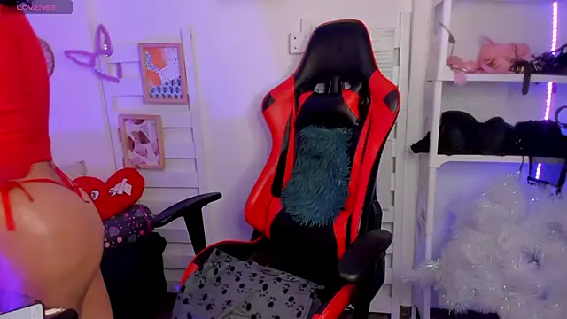 Lexyy evanss1 online show from February 15, 5:30 am