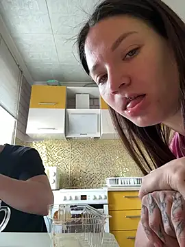 Snapshot of chilhorny chatting on February 12, 6:02 am chilhorny online show from February 12, 6:02 am