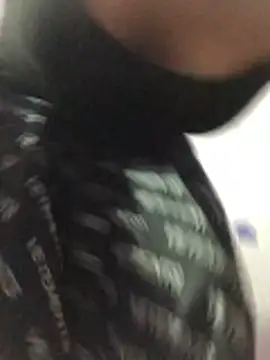 Snapshot of Cheng_baby chatting on June 12, 11:52 am Cheng baby online show from June 12, 11:52 am