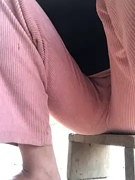 Cheng baby online show from April 19, 4:02 am