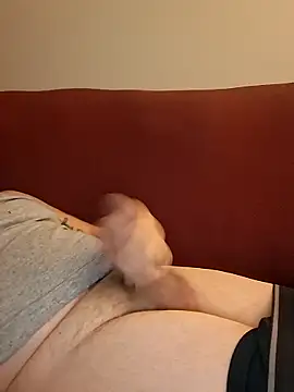 Snapshot of ldhurstII chatting on February 26, 1:16 am ldhurstII online show from February 26, 1:16 am