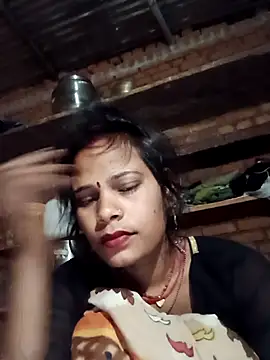 Snapshot of Hot_ree64 chatting on February 21, 8:00 pm Hot ree64 online show from February 21, 8:00 pm