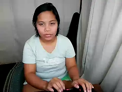 Snapshot of Black_novaaa chatting on July 9, 12:59 pm Black novaaa online show from July 9, 12:59 pm