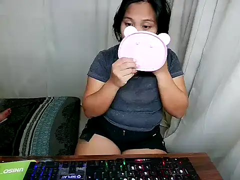 Snapshot of Black_novaaa chatting on July 8, 12:28 pm Black novaaa online show from July 8, 12:28 pm