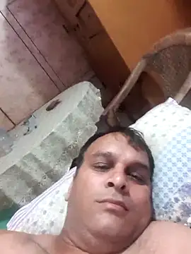 Snapshot of indiandesivillegeboy chatting on May 31, 6:09 pm indiandesivillegeboy online show from May 31, 6:09 pm