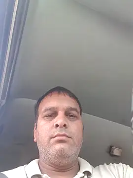 Snapshot of indiandesivillegeboy chatting on June 18, 5:06 am indiandesivillegeboy online show from June 18, 5:06 am