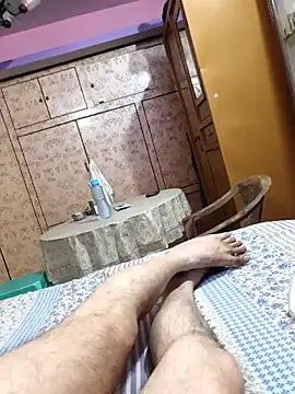 Snapshot of indiandesivillegeboy chatting on May 30, 5:40 pm indiandesivillegeboy online show from May 30, 5:40 pm