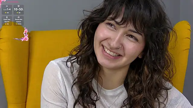 AngelaCox online show from April 3, 6:20 am