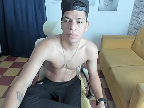 Andres sant  online show from March 4, 2:52 am