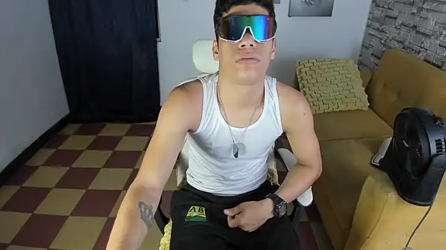 Andres sant  online show from March 25, 2:12 am