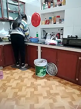 LiilyZi online show from February 11, 3:39 am