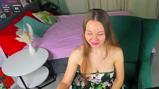 Snapshot of Katrina_Jones_ chatting on March 2, 3:29 am Katrina Jones online show from March 2, 3:29 am