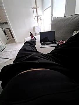 Tommyzzzzzz online show from February 8, 9:18 am