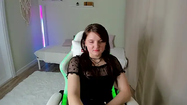 Maria Rogers online show from February 7, 1:13 am