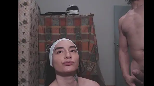 luli-indio online show from March 29, 2:41 pm