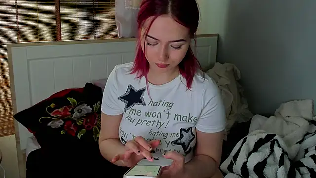 LustfulBambi online show from May 7, 1:14 pm
