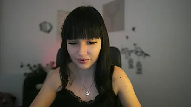 Shiningstarnew18 online show from February 19, 7:33 pm