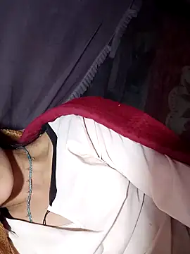 witch-xx online show from April 5, 5:41 pm