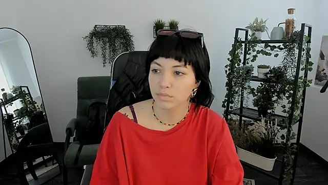 NeoGeisha online show from April 14, 9:03 am