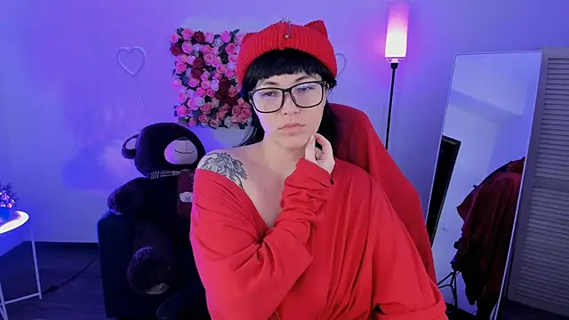 NeoGeisha online show from April 18, 7:07 pm