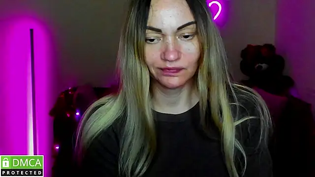 Snapshot of BlondMikey22 chatting on February 28, 6:29 pm BlondMikey22 online show from February 28, 6:29 pm