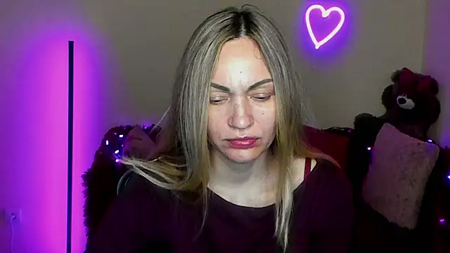 BlondMikey22 online show from April 4, 5:30 pm