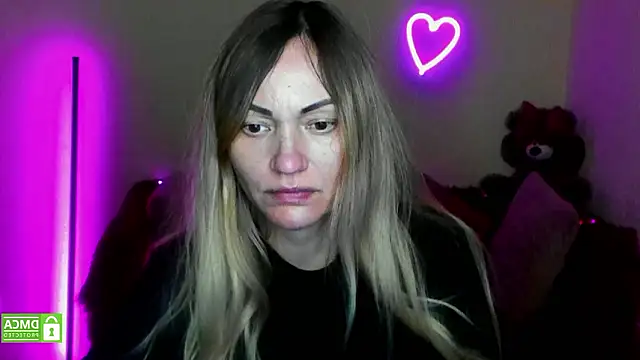 Snapshot of BlondMikey22 chatting on February 13, 6:30 pm BlondMikey22 online show from February 13, 6:30 pm