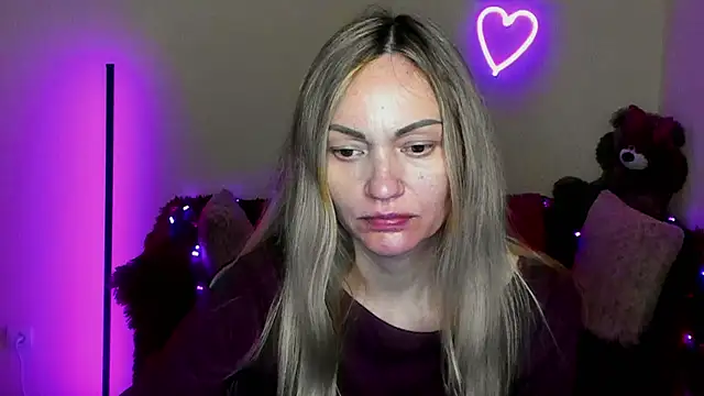 BlondMikey22 online show from April 3, 5:30 pm