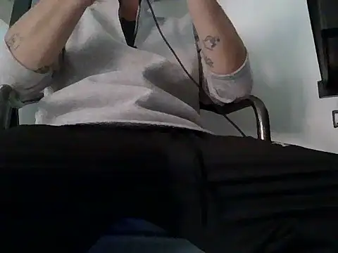 Dernachbar89 online show from June 16, 2:39 pm