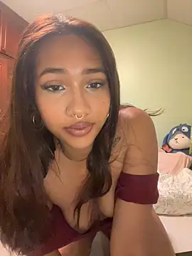 lyla luv online show from March 7, 9:53 pm