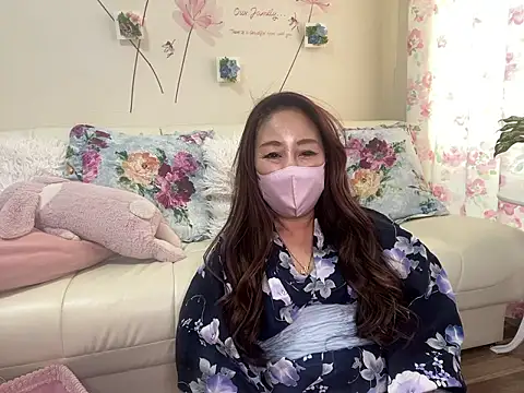 Snapshot of Nokaze-LOVE chatting on February 6, 6:53 am Nokaze-LOVE online show from February 6, 6:53 am